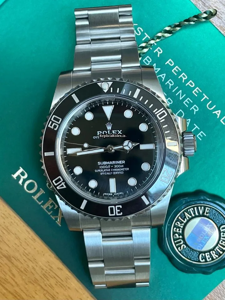 Well Made Fake Rolex Submariner 114060 Caliber 3130 Automatic Movement 40mm Steel Case Mens/unisex Watch