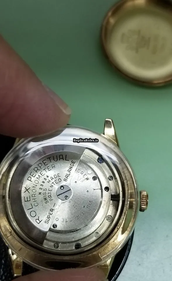 Epic Clone Rolex Bubble Back 3131 A296 Automatic Movement 32x35x39mm Rose Gold Case Mens/unisex Watch - Image 16