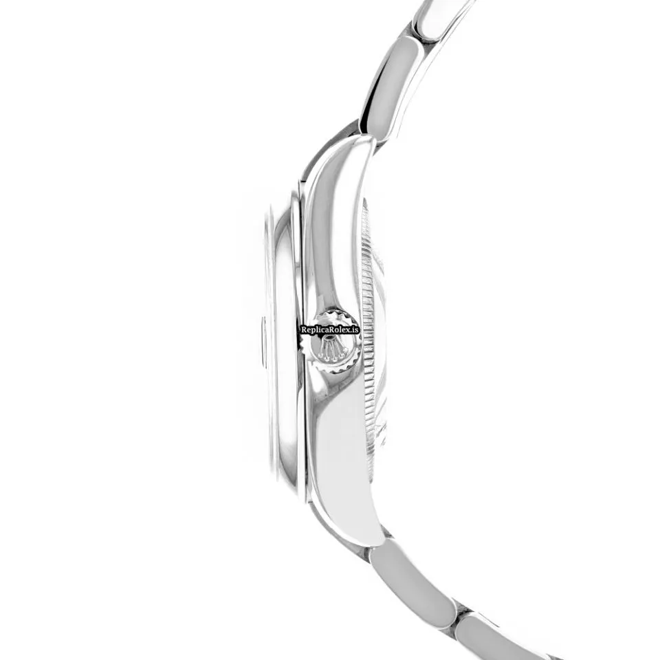 Well Made Fake Rolex Oyster Perpetual Date 15200 Automatic Movement 34mm Steel Case Mens/unisex Watch - Image 4