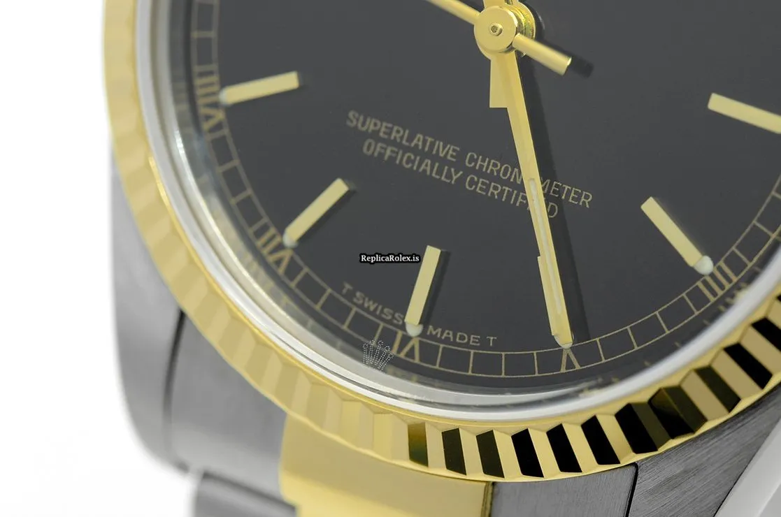 Popular Replica Rolex Oyster Perpetual 31 77513 Caliber 2230 Automatic Movement 31mm Gold/steel Case Mens/unisex Watch - Image 3