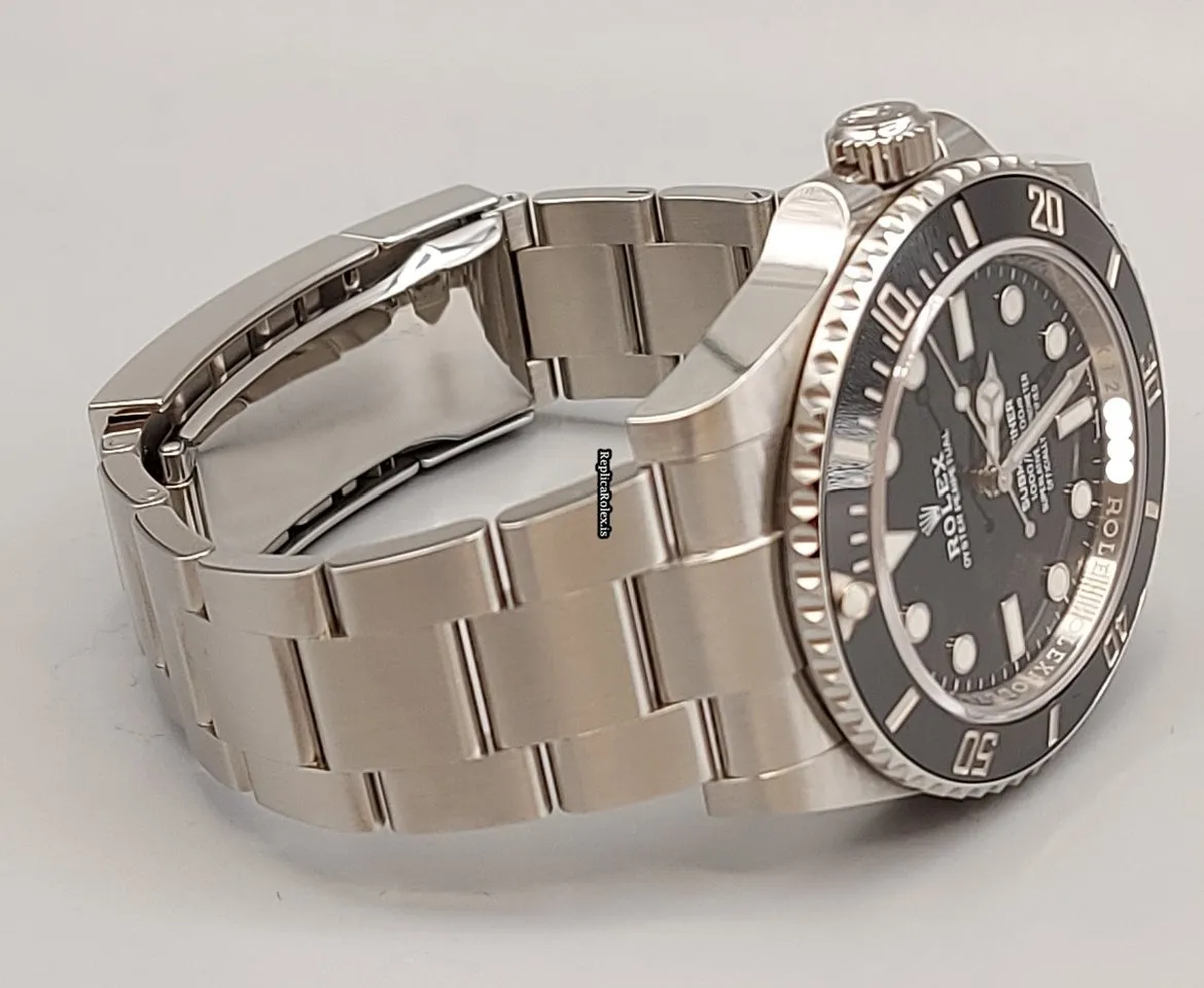 High Quality Replica Rolex Submariner 124060 Caliber 3230 Automatic Movement 41mm Steel Case Mens/unisex Watch - Image 3