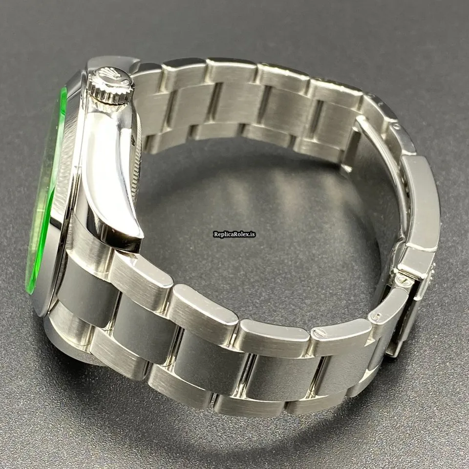 Quality Fakes Rolex Milgauss 116400gv Caliber 3131 Automatic Movement 40mm Steel Case Mens/unisex Watch - Image 8