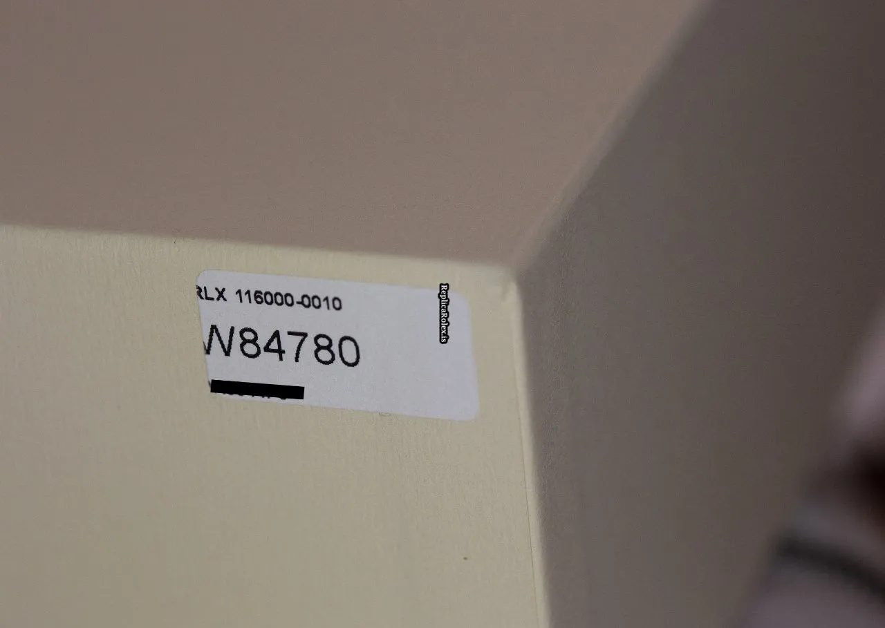 Trustworthy Replica Rolex Oyster Perpetual 36 116000 Caliber 3130 Automatic Movement 36mm Steel Case Mens/unisex Watch - Image 11