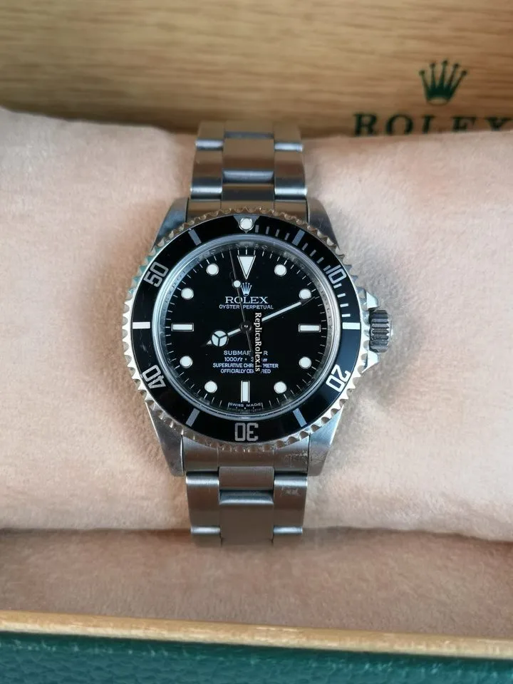 Stylish Fake Rolex Submariner 14060m Caliber 3130 Automatic Movement 40mm Steel Case Mens/unisex Watch - Image 3