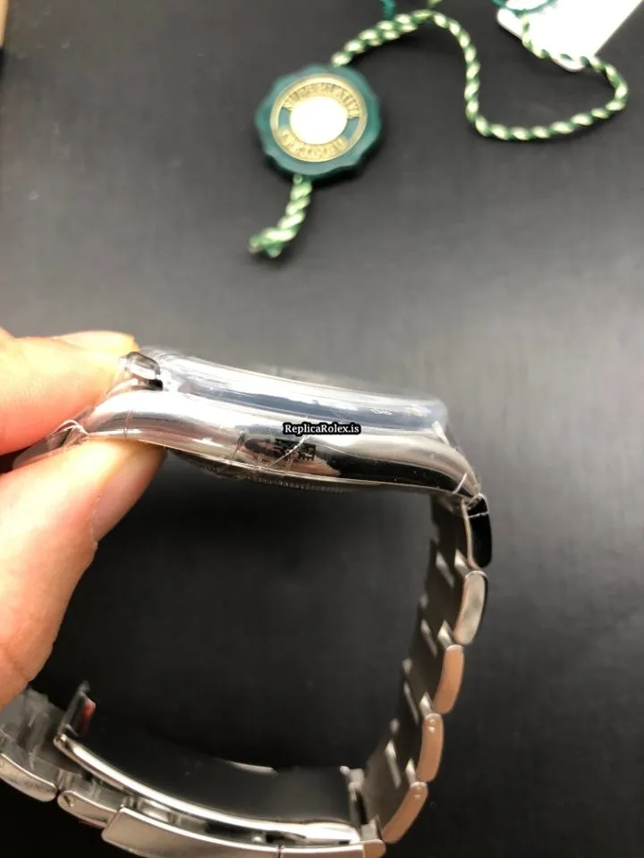 Remarkable Copies Rolex Daytona 116500ln Caliber 4130 Automatic Movement 40mm Steel Case Mens/unisex Watch - Image 3