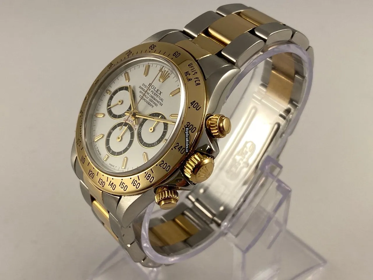 Durable Replica Rolex Daytona 16523 Caliber 4030 Automatic Movement 40mm Gold/steel Case Mens/unisex Watch - Image 2