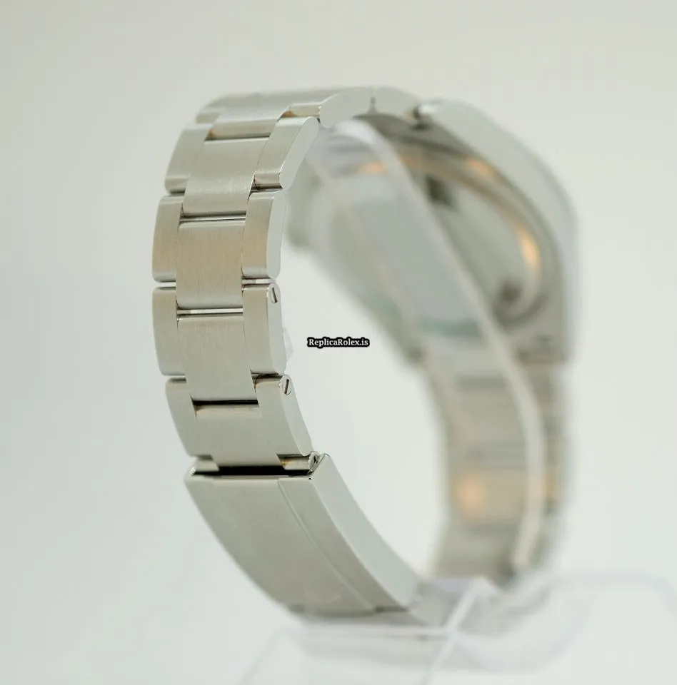 1:1 Fake Rolex Oyster Perpetual 36 126000 Caliber 3230 Automatic Movement 36mm Steel Case Mens/unisex Watch - Image 8