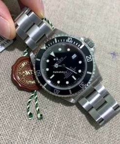 Exquisite Fake Rolex Sea-dweller 4000 16600 Caliber 3135 Automatic Movement 40mm Steel Case Mens/unisex Watch
