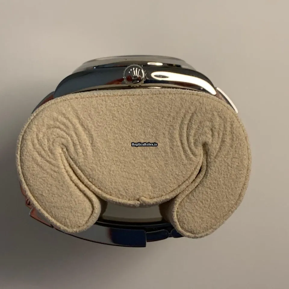 Fabulous Fake Rolex Oyster Perpetual 36 126000 Caliber 3230 Automatic Movement 36mm Steel Case Mens/unisex Watch - Image 6