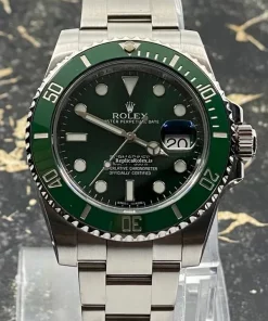 Terrific Replica Rolex Submariner Date 116610lv Caliber 3135 Automatic Movement 40mm Steel Case Mens/unisex Watch