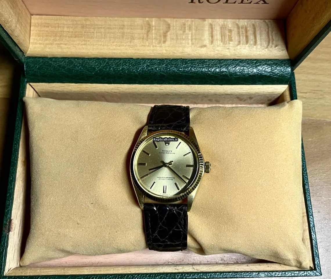 Remarkable Fake Rolex Oyster Perpetual 34 1005 Caliber 1570 Automatic Movement 34x40mm Yellow Gold Case Mens/unisex Watch - Image 5