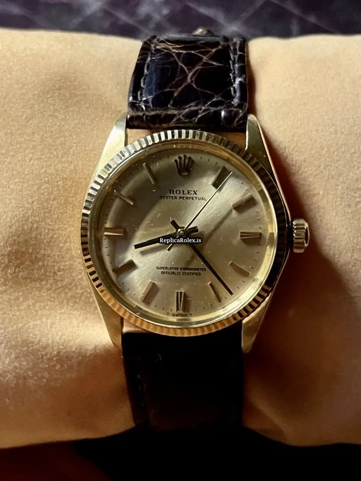 Remarkable Fake Rolex Oyster Perpetual 34 1005 Caliber 1570 Automatic Movement 34x40mm Yellow Gold Case Mens/unisex Watch - Image 9