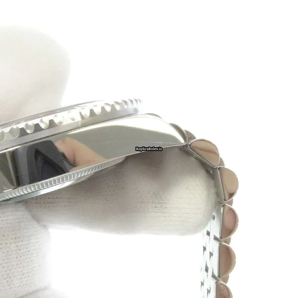 Distinctive Replica Rolex Gmt-master II 126710blro Caliber 3285 Automatic Movement 40mm Steel Case Mens/unisex Watch - Image 7