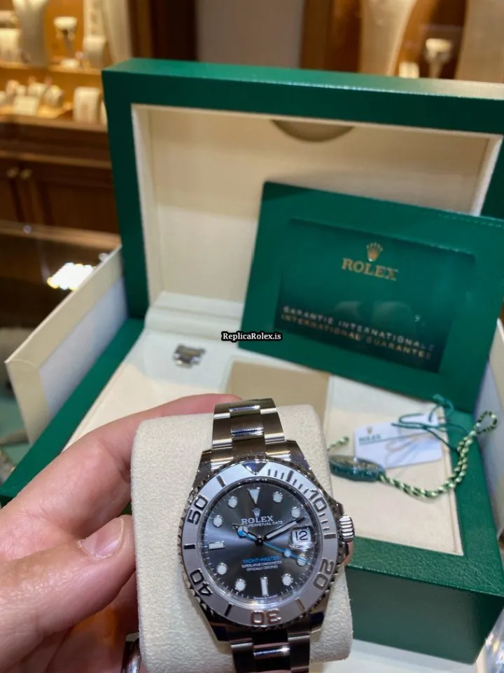 Exquisite Replica Rolex Yacht-master 37 268622 Caliber 2236 Automatic Movement 37mm Steel Case Mens/unisex Watch - Image 4