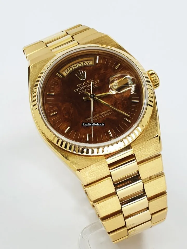 Epic Replica Rolex Day-date Oysterquartz 19018 Caliber 5055 Quartz Movement 36mm Yellow Gold Case Mens/unisex Watch