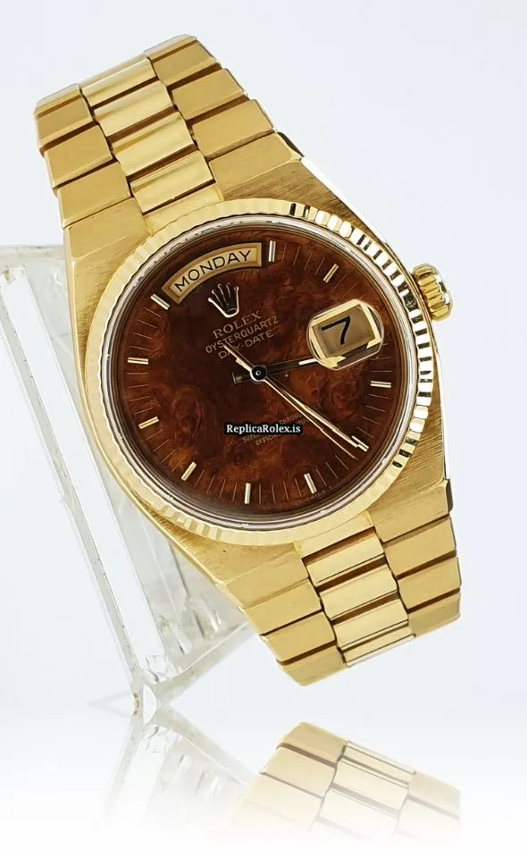 Epic Replica Rolex Day-date Oysterquartz 19018 Caliber 5055 Quartz Movement 36mm Yellow Gold Case Mens/unisex Watch - Image 3