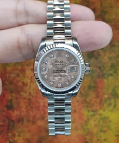 Pleasing Fake Rolex Lady-datejust 179179 Caliber 2235 Automatic Movement 26mm White Gold Case Womens Watch