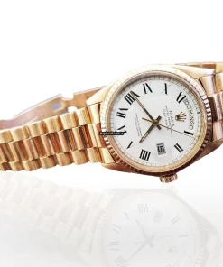 High-end Fake Rolex Day-date 36 1803 Caliber 1556 Automatic Movement 36mm Yellow Gold Case Mens/unisex Watch