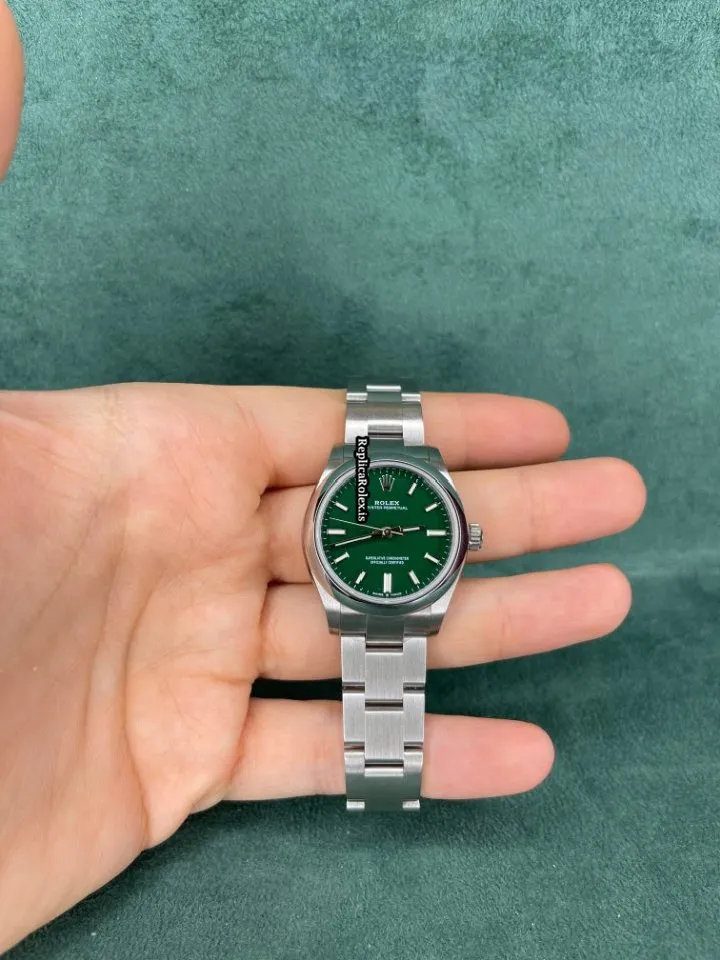 Superior Replica Rolex Oyster Perpetual 31 277200 Caliber 2232 Automatic Movement 31mm Steel Case Womens Watch - Image 6