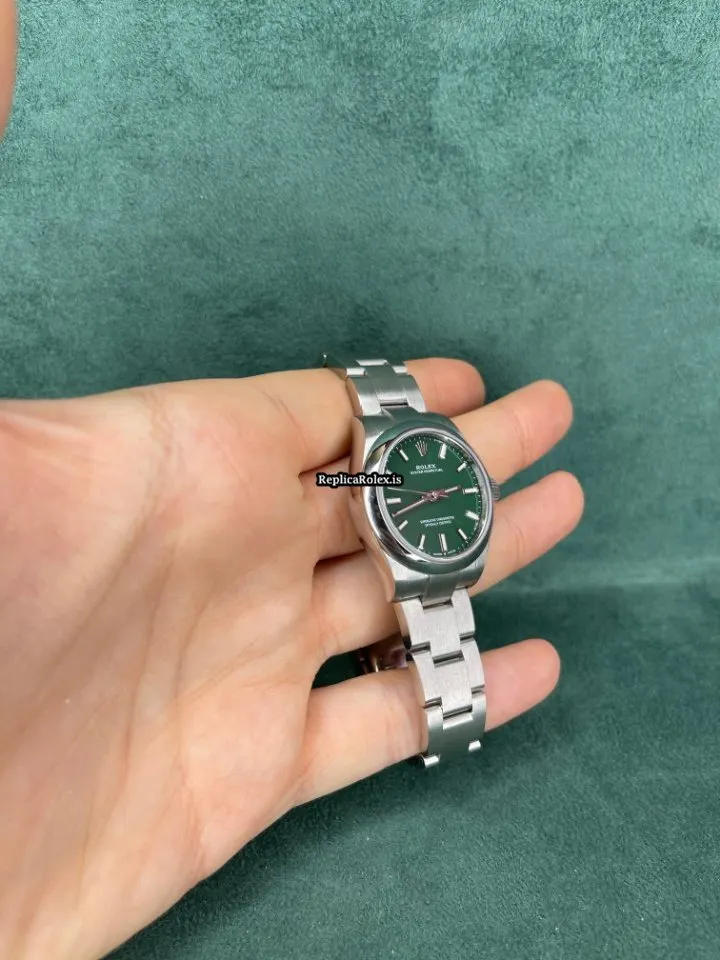 Superior Replica Rolex Oyster Perpetual 31 277200 Caliber 2232 Automatic Movement 31mm Steel Case Womens Watch - Image 7
