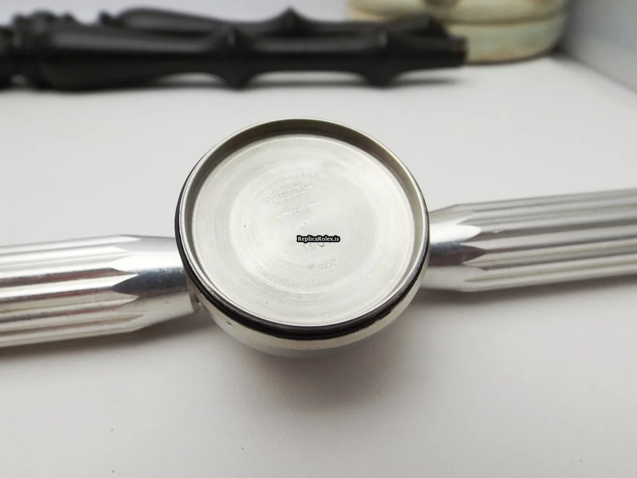 Lovely Replica Rolex Oyster Perpetual 34 1005 Caliber 1570 Automatic Movement 34mm Gold/steel Case Mens/unisex Watch - Image 13