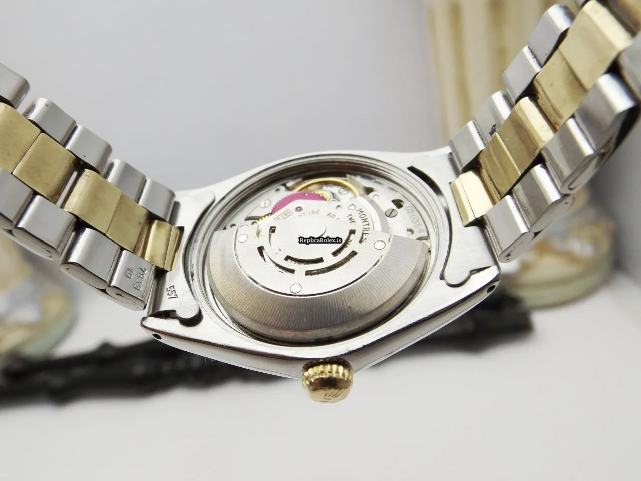 Lovely Replica Rolex Oyster Perpetual 34 1005 Caliber 1570 Automatic Movement 34mm Gold/steel Case Mens/unisex Watch - Image 14