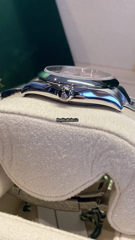 High Quality Clone Rolex Oyster Perpetual 31 277200 Caliber 2232 Automatic Movement 31mm Steel Case Womens Watch - Image 3