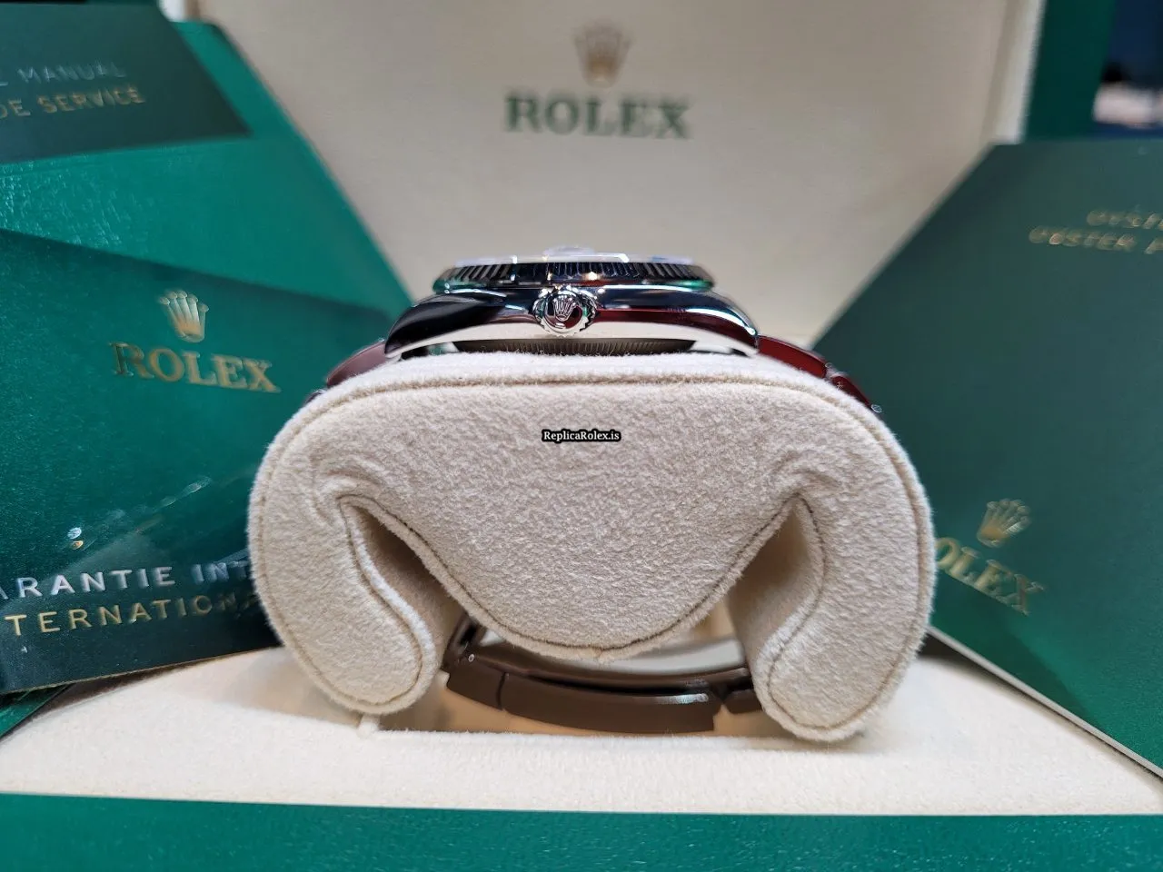 Beautiful Replica Rolex Oyster Perpetual Date 115234 Caliber 3135 Automatic Movement 34mm Steel Case Mens/unisex Watch - Image 10