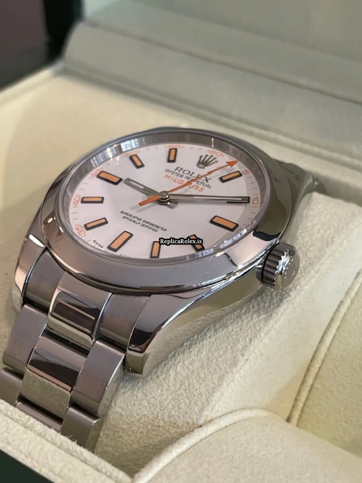 Well Made Replica Rolex Milgauss 116400 Caliber 3131 Automatic Movement 40mm Steel Case Mens/unisex Watch - Image 3