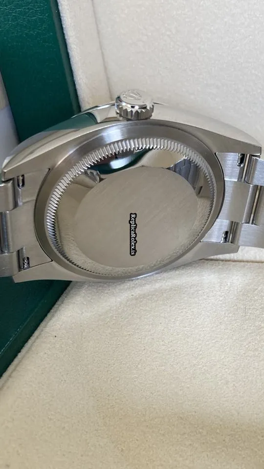 Perfect Fake Rolex Oyster Perpetual 36 126000 Caliber 3230 Automatic Movement 36mm Steel Case Mens/unisex Watch - Image 2
