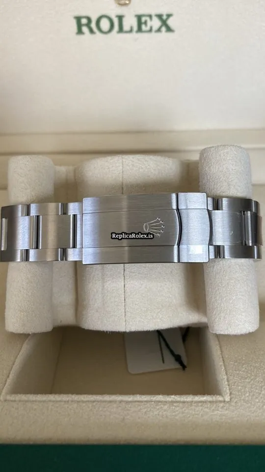 Perfect Fake Rolex Oyster Perpetual 36 126000 Caliber 3230 Automatic Movement 36mm Steel Case Mens/unisex Watch - Image 3