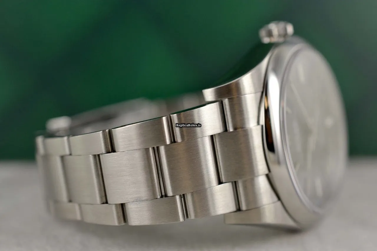 Fabulous Fake Rolex Oyster Perpetual 39 114300 Caliber 3132 Automatic Movement 39mm Steel Case Mens/unisex Watch - Image 3
