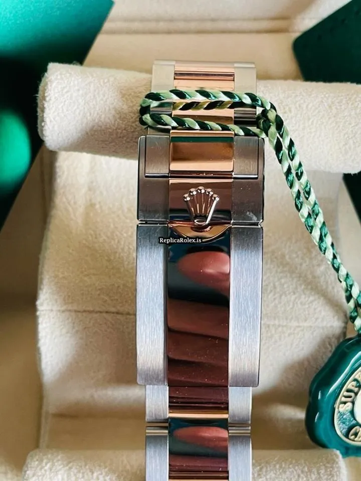 Top Fake Rolex Yacht-master 126621 Caliber 3235 Automatic Movement 40mm Gold/steel Case Mens/unisex Watch - Image 10