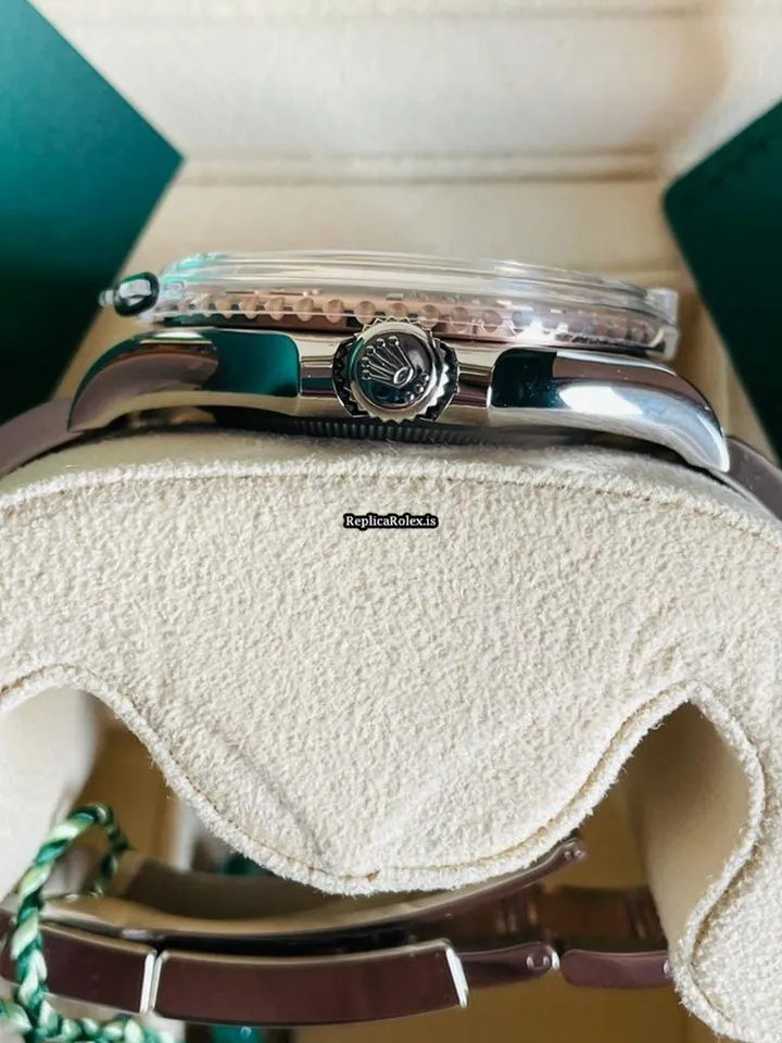 Top Fake Rolex Yacht-master 126621 Caliber 3235 Automatic Movement 40mm Gold/steel Case Mens/unisex Watch - Image 7