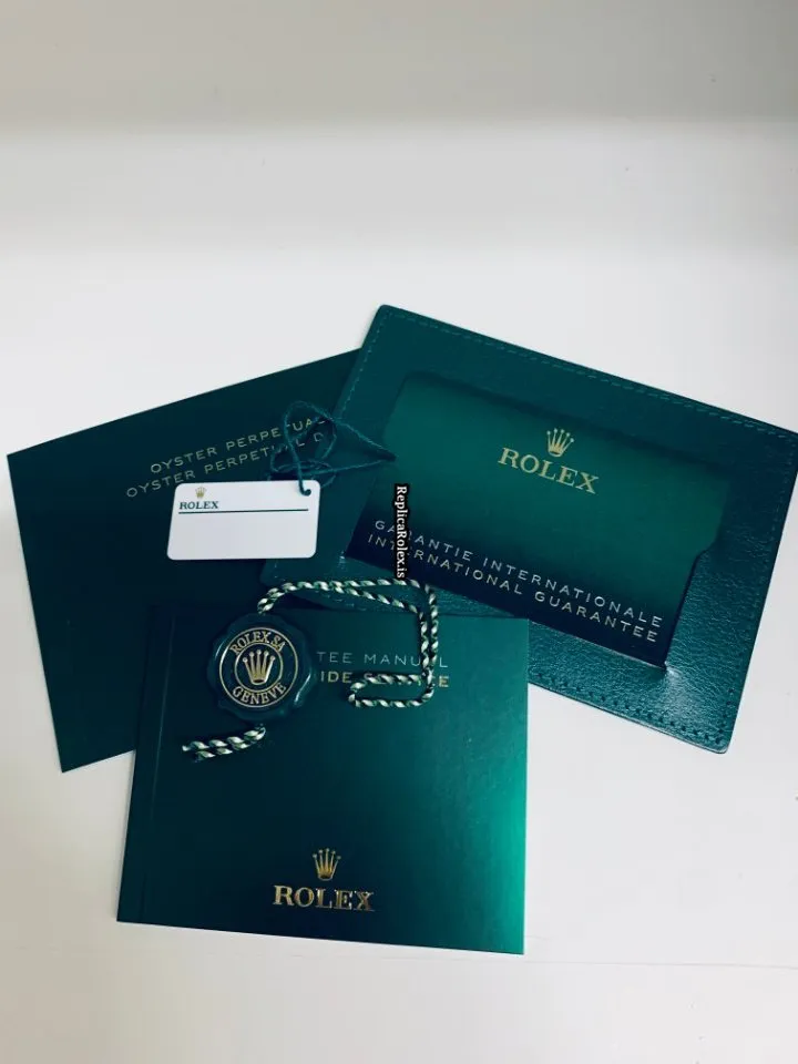 Swiss Replica Rolex Oyster Perpetual Date 115234 Automatic Movement 34mm Steel Case Mens/unisex Watch - Image 9