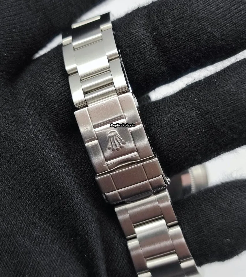 Incredible Fake Rolex Gmt-master II 16710 Caliber 3185 Automatic Movement 40mm Steel Case Mens/unisex Watch - Image 6