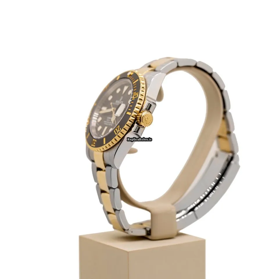 Awesome Fakes Rolex Submariner Date 116613ln Automatic Movement 40mm Gold/steel Case Mens/unisex Watch - Image 4