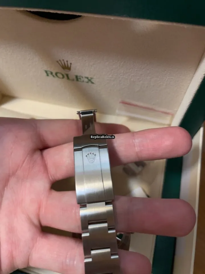 Wholesale Replica Rolex Oyster Perpetual 34 124200-0003 Caliber 2232 Automatic Movement 34mm Steel Case Mens/unisex Watch - Image 3