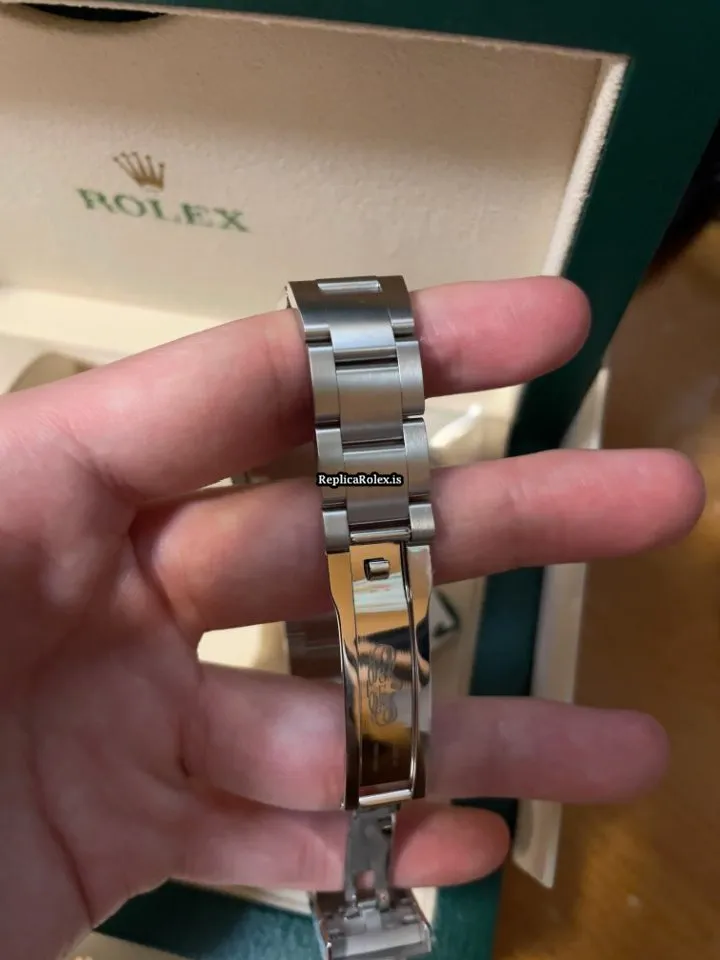 Wholesale Replica Rolex Oyster Perpetual 34 124200-0003 Caliber 2232 Automatic Movement 34mm Steel Case Mens/unisex Watch - Image 4