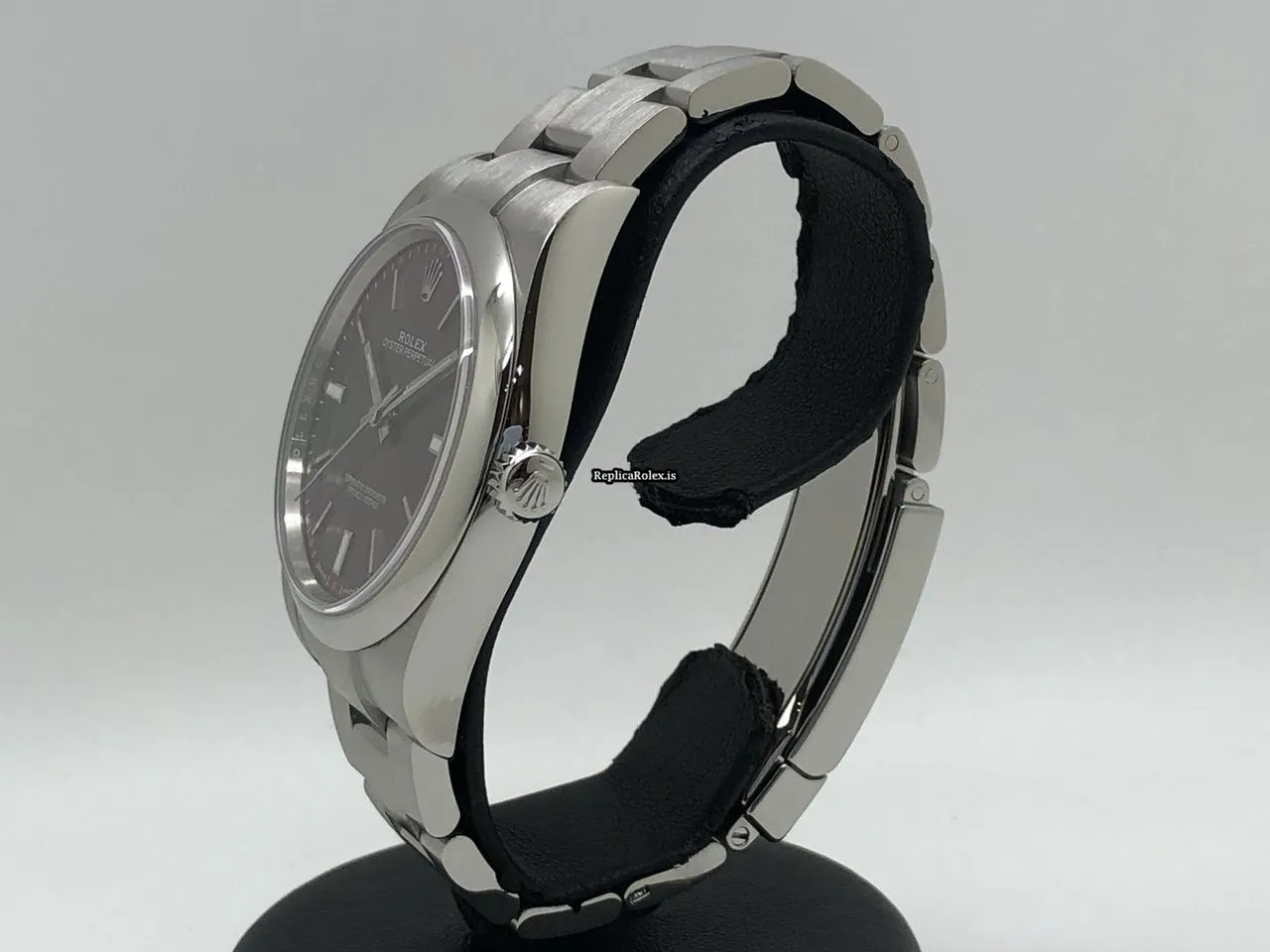 Luxury Replicas Rolex Oyster Perpetual 39 114300 Automatic Movement 39mm Steel Case Mens/unisex Watch - Image 4