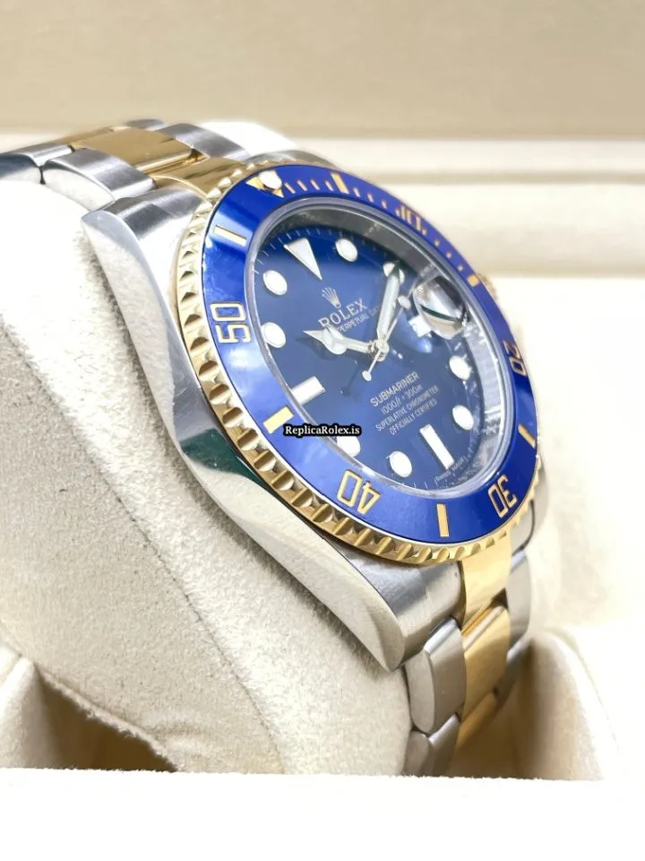 Awesome Replica Rolex Submariner Date 116613lb Caliber 3135 Automatic Movement 40mm Gold/steel Case Mens/unisex Watch - Image 4