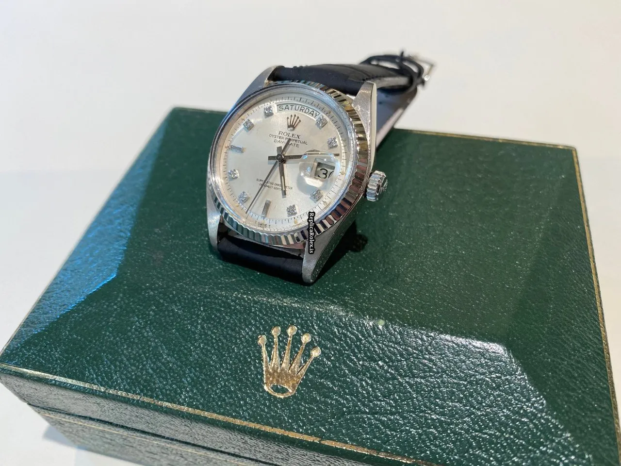 Remarkable Replica Rolex Day-date 36 1803 Caliber 1556 Automatic Movement 36mm White Gold Case Mens/unisex Watch - Image 3