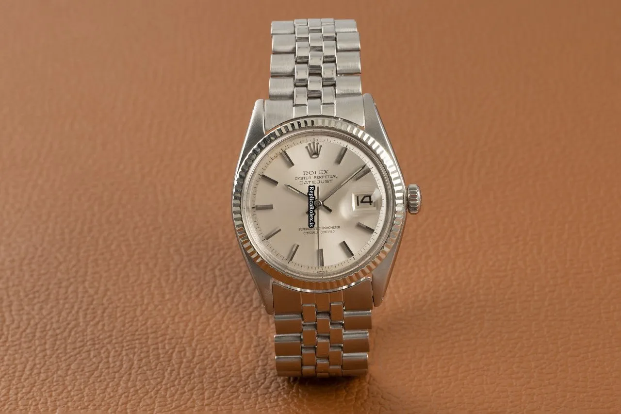 Stylish Replica Rolex Datejust 1601 Caliber 1570 Automatic Movement 36mm Gold/steel Case Mens/unisex Watch - Image 2