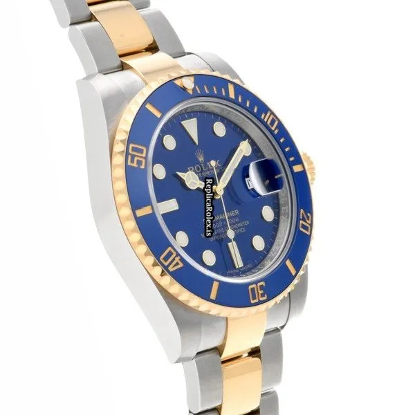 Remarkable Replica Rolex Submariner Date 116613lb Caliber 3135 Automatic Movement 40mm Steel Case Watch - Image 3
