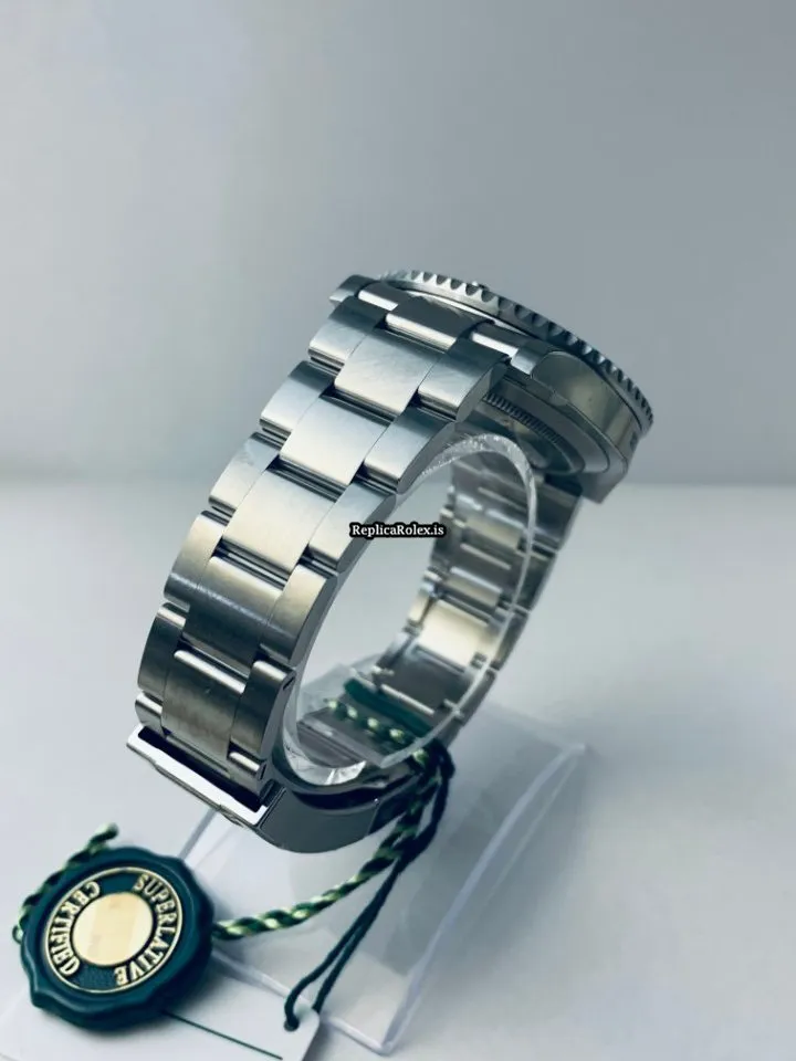 Cool Fake Rolex Submariner 124060 Automatic Movement 40mm Steel Case Mens/unisex Watch - Image 3