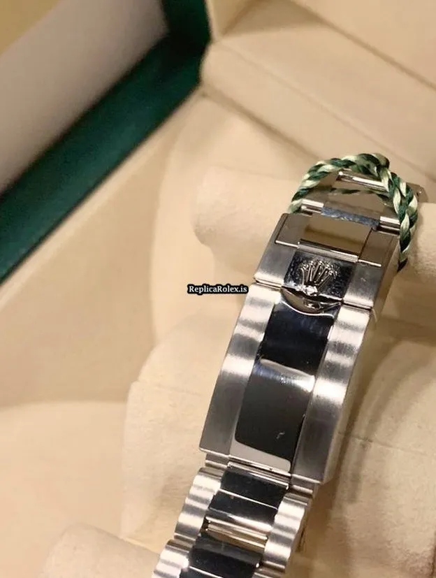 Cheap Imitation Rolex Daytona 116500ln Caliber 4130 Automatic Movement 40mm Steel Case Mens/unisex Watch - Image 4