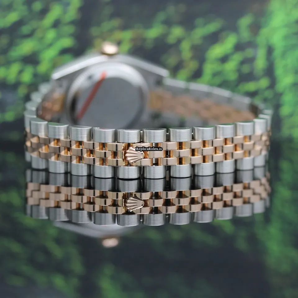 Suitable Replica Rolex Lady-datejust 179171 Caliber 2235 Automatic Movement 26mm Gold/steel Case Womens Watch - Image 12