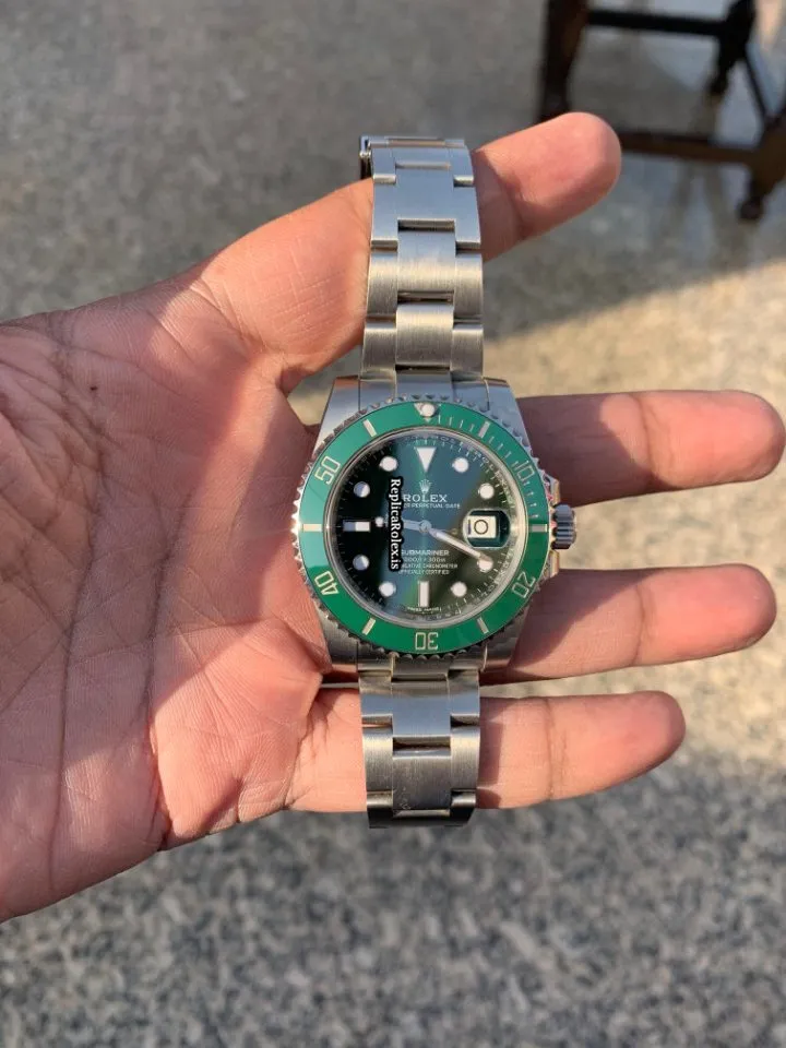 Wonderful Replica Rolex Submariner Date 116610lv Caliber 3135 Automatic Movement 40mm Steel Case Mens/unisex Watch - Image 2