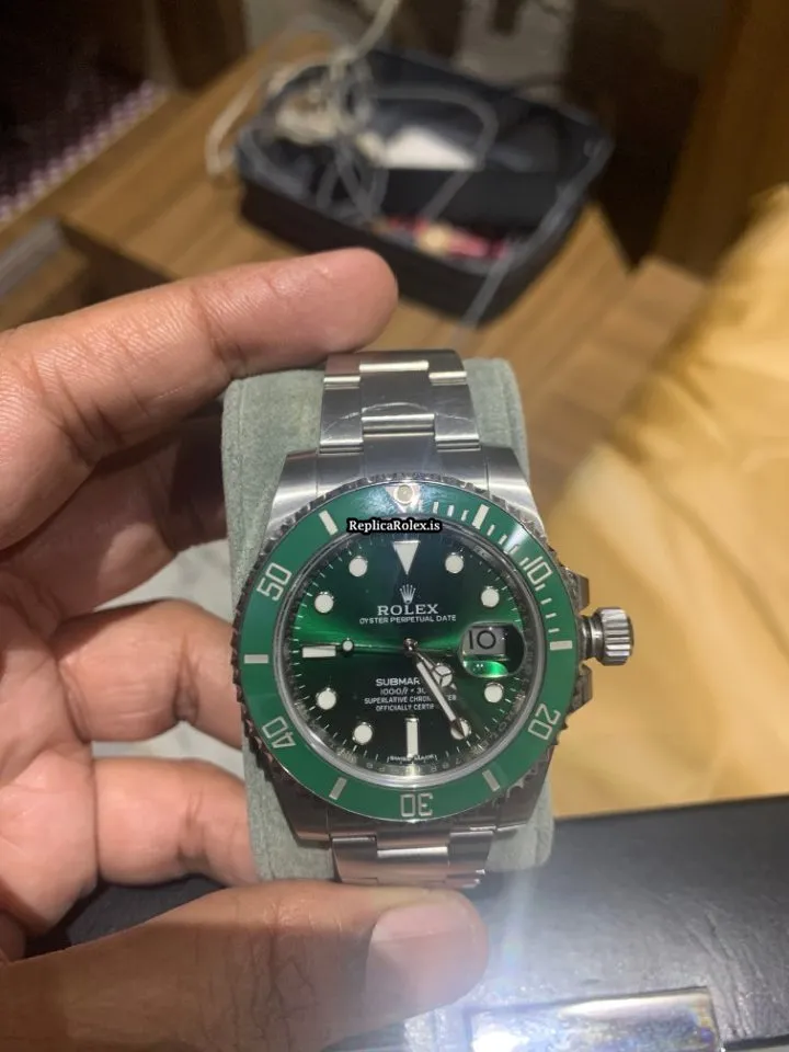 Wonderful Replica Rolex Submariner Date 116610lv Caliber 3135 Automatic Movement 40mm Steel Case Mens/unisex Watch - Image 9