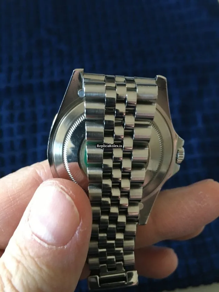 Marvellous Replica Rolex Gmt-master 16700 Caliber 3175 Automatic Movement 40mm Steel Case Mens/unisex Watch - Image 6